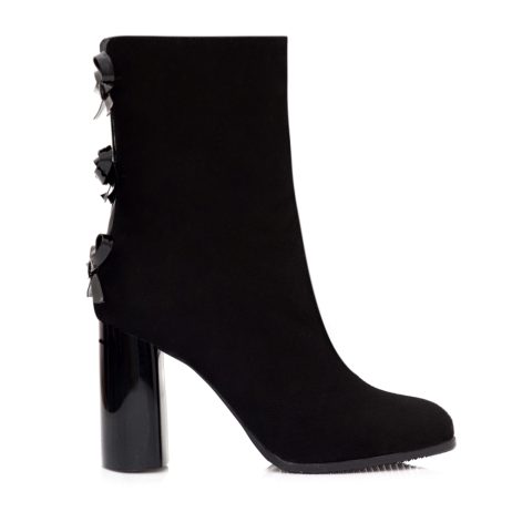 botine piele intoarsa cu fundite si toc patrat