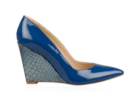 pantofi cu platforma pantofi cu varf ascutit pantofi bleumarin pantofi piele lacuita